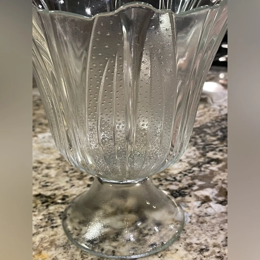 RARE FIND ~ VINTAGE 50’s Eduardian Footed Clear Glass Vase with tiny dotes.
